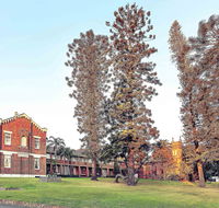 Mercure Monte Pio Hotel  Conference Ctr - Accommodation Fremantle
