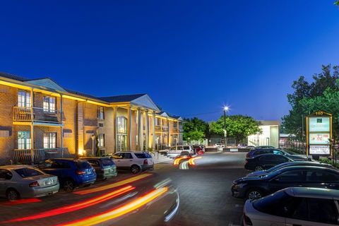 Adelaide Inn - Accommodation Fremantle 0