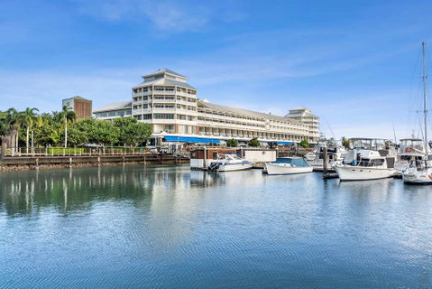 Shangri-La Hotel, The Marina - Accommodation Fremantle 0