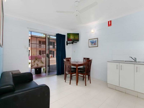 Cairns City Palms - Accommodation Fremantle 0