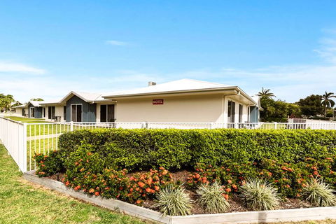 Econo Lodge Beachside - Accommodation Fremantle 1