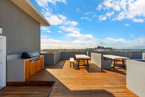 Astra Apartments Newcastle - Accommodation Fremantle 0