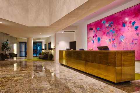 Eatons Hill Hotel - Accommodation Fremantle 1