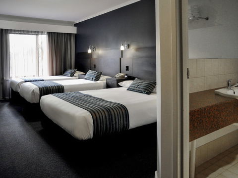 Ibis Styles Adelaide Manor - Accommodation Fremantle 1