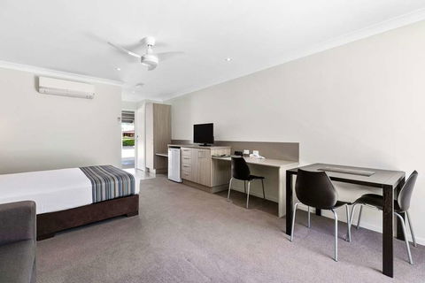 Econo Lodge Beachside - Accommodation Fremantle 9