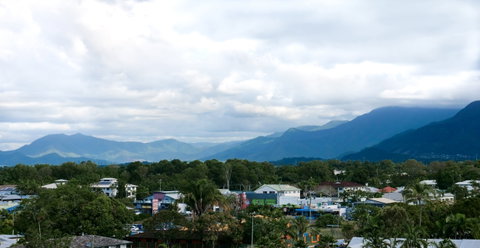 Holiday Inn Cairns Harbourside - Accommodation Fremantle 4