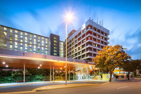 H on Smith Hotel - Accommodation Fremantle 0