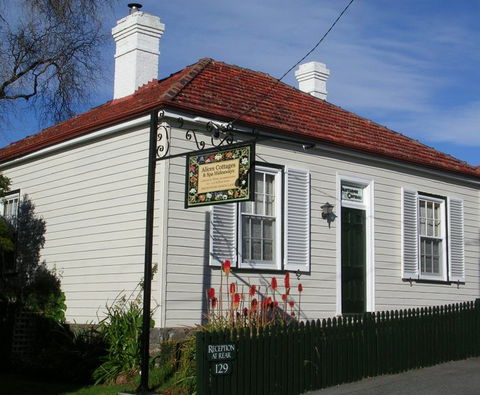 Alice's Cottages - Accommodation Fremantle 0