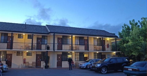 Country Plaza Queanbeyan - Accommodation Fremantle 1