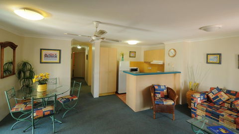 Aruba Beach Resort - Accommodation Fremantle 1
