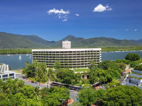 Hilton Cairns - Accommodation Fremantle 2