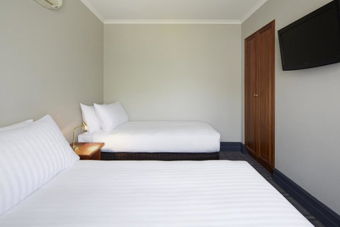 Brassey Hotel - Managed By Doma Hotels - Accommodation Fremantle 9