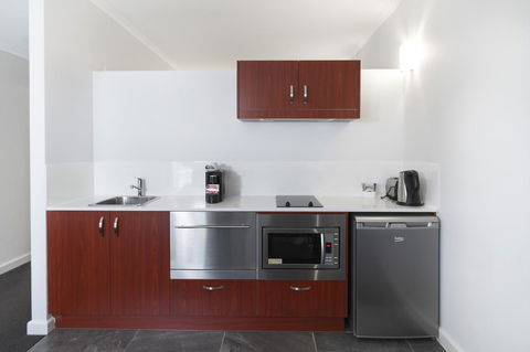 Abode Narrabundah - Accommodation Fremantle 1