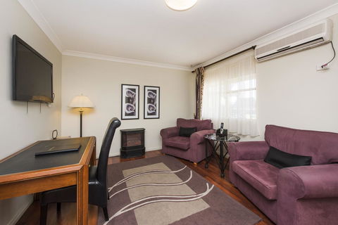 Soldiers Motel - Accommodation Fremantle 18
