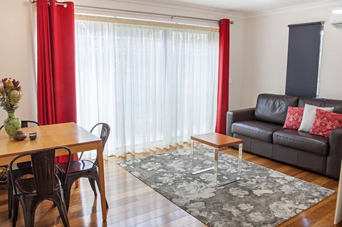 One Of A Kind Apartments - Accommodation Fremantle 7