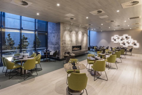 Deco Hotel Canberra - Accommodation Fremantle 1