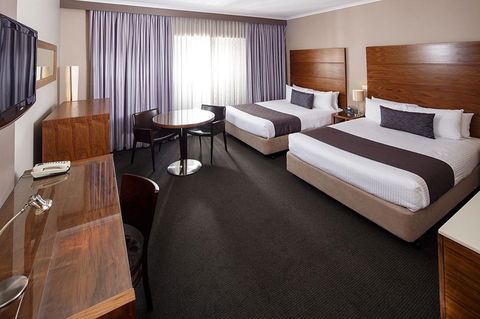 Quality Hotel Dickson - Accommodation Fremantle 0