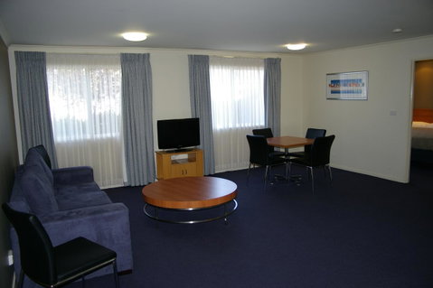 Ramada Encore Belconnen - Accommodation Fremantle 18