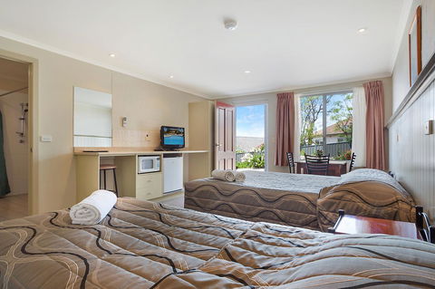 Heritage House Motel & Units - Accommodation Fremantle 7