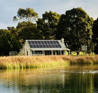 The Lake House Retreat - Accommodation Fremantle