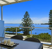 Lakeside Waterfront Apartment 18 The Entrance - Accommodation Fremantle