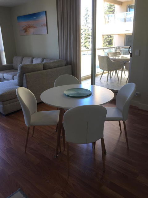 Beachside Luxury Apartments One & Two Bedroom In Beachfront Oaks Pier Building - Accommodation Fremantle 18