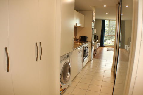 Beachside Luxury Apartments One & Two Bedroom In Beachfront Oaks Pier Building - Accommodation Fremantle 7