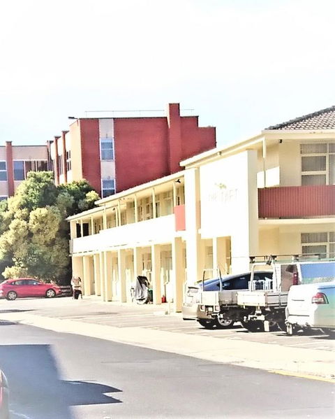 Hi 5 Glenelg Studio Apartment - Accommodation Fremantle 17