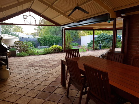 Frog Song At Willunga - Accommodation Fremantle 13