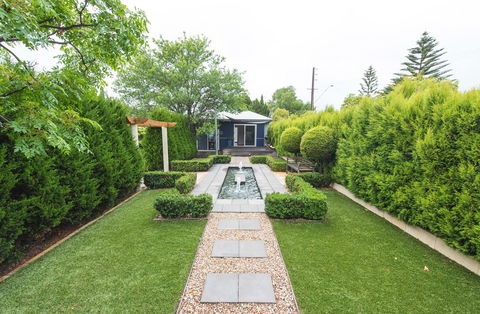 S T U D I O 22 Peaceful Retreat With Garden Views - Accommodation Fremantle 5