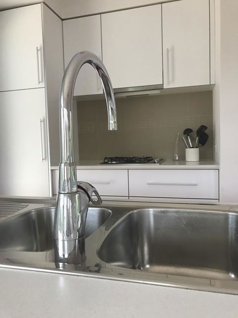 S T U D I O 22 Peaceful Retreat With Garden Views - Accommodation Fremantle 7