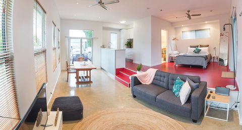 S T U D I O 22 Peaceful Retreat With Garden Views - Accommodation Fremantle 2