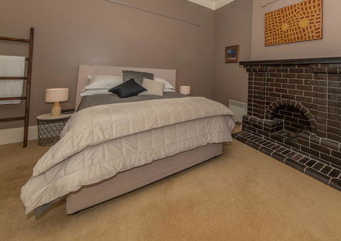 The Tudor House - Accommodation Fremantle 12