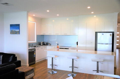 Eastern Breeze - Accommodation Fremantle 1