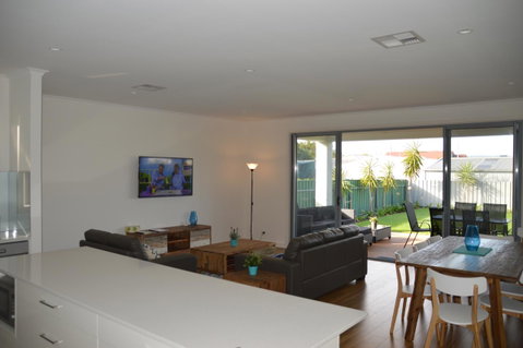 Eastern Breeze - Accommodation Fremantle 20