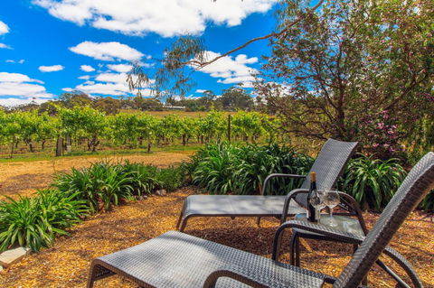 Stonewell Cottages And Vineyards - Accommodation Fremantle 8