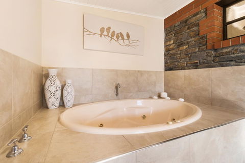 Stonewell Cottages And Vineyards - Accommodation Fremantle 35