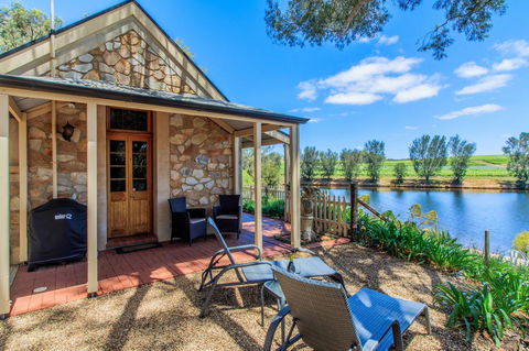 Stonewell Cottages And Vineyards - Accommodation Fremantle 2