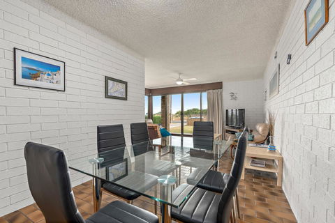 Sun & Surf Aldinga Beach Apartment - Accommodation Fremantle 5