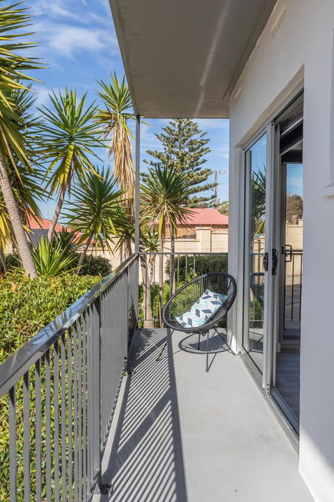 Bay 10 - Suites And Apartments - Accommodation Fremantle 4