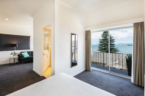 Bay 10 - Suites And Apartments - Accommodation Fremantle 7