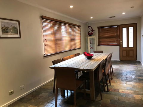 Ambrosia Holiday Home - Accommodation Fremantle 17