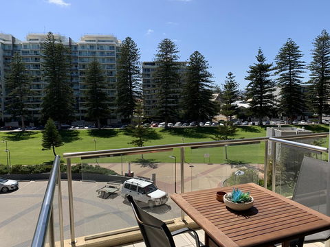 Luxury Beachside Accomodation - Accommodation Fremantle 0