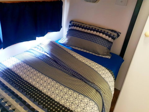 Rocks Retreat Cabin - Dolphin - Accommodation Fremantle 8