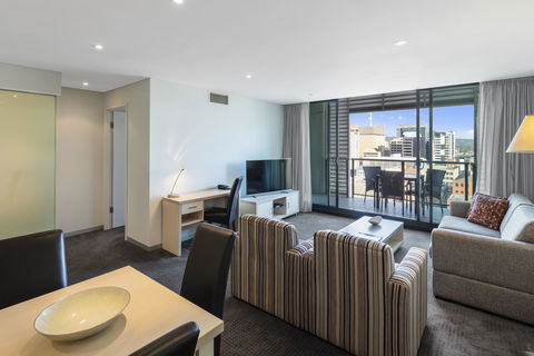 Oaks Adelaide Horizons Suites - Accommodation Fremantle 7