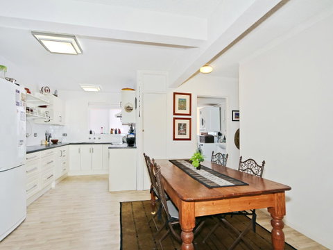 Monaco Court Apartment Adelaide - Accommodation Fremantle 3