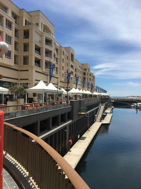 Glenelg Beach Studio - Accommodation Fremantle 3