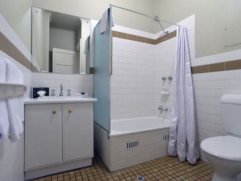 Mansions On Pulteney - Accommodation Fremantle 8