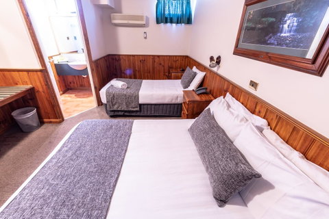 Astor Inn - Accommodation Fremantle 9