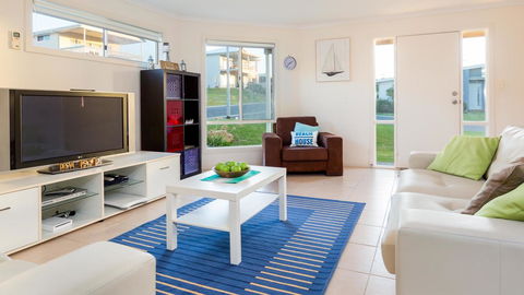 Rocks Beach House Victor Harbor - Accommodation Fremantle 3